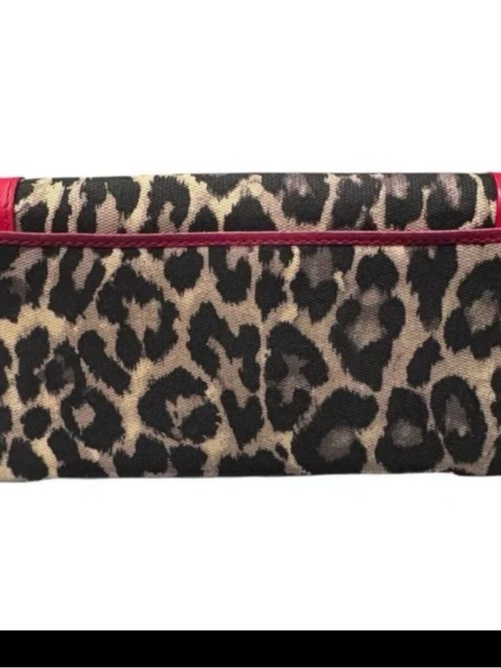 Coach Park Ocelot Print w/Red
Trim Bi-Fold Wallet with Turn Lock Closure - Picture 2 of 13